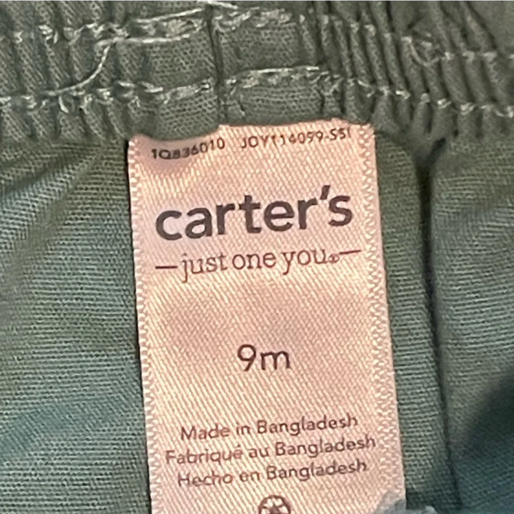 Carter's White and Green Elastic Waist Shorts - Picture 3 of 4